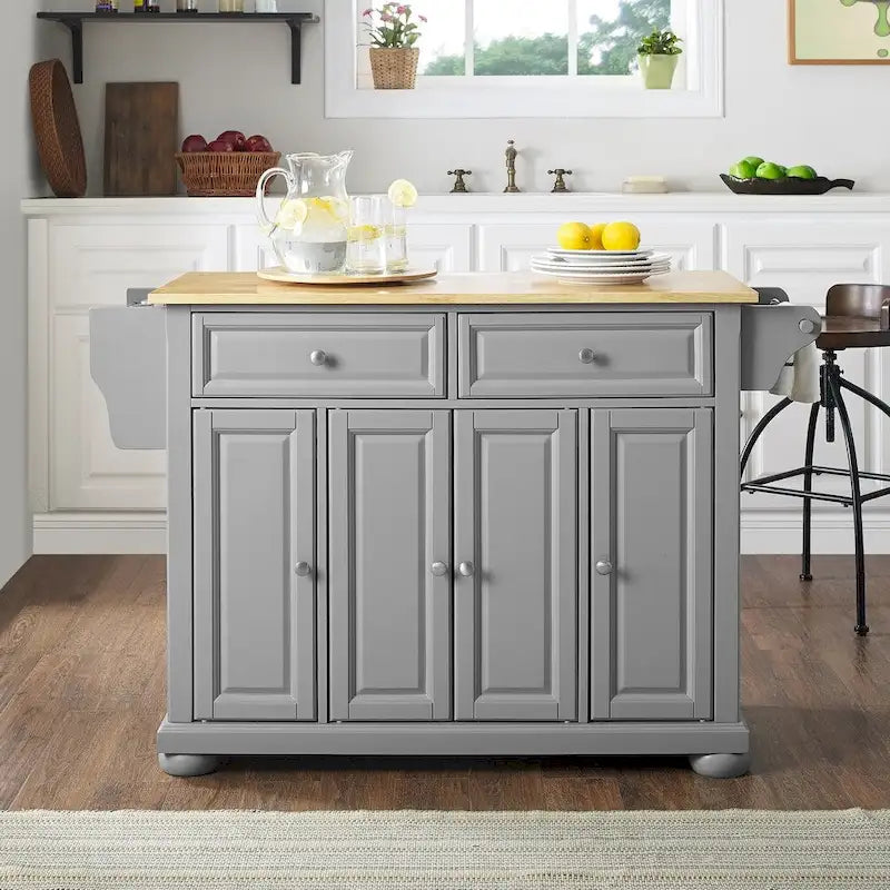Desserte îlot de cuisine grise avec plateau en bois naturel et armoires de rangement