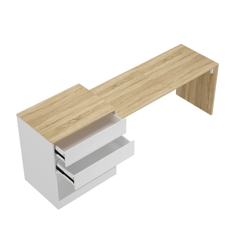 Grand îlot de cuisine en bois blanc avec tiroirs de rangement et table à manger